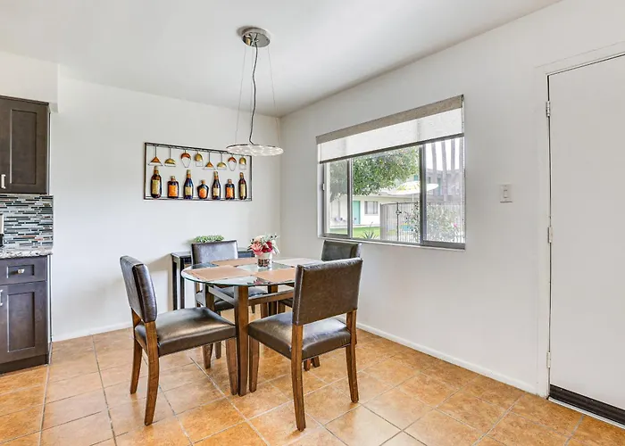 Old Town Retreat W/ Pool Access! * Scottsdale