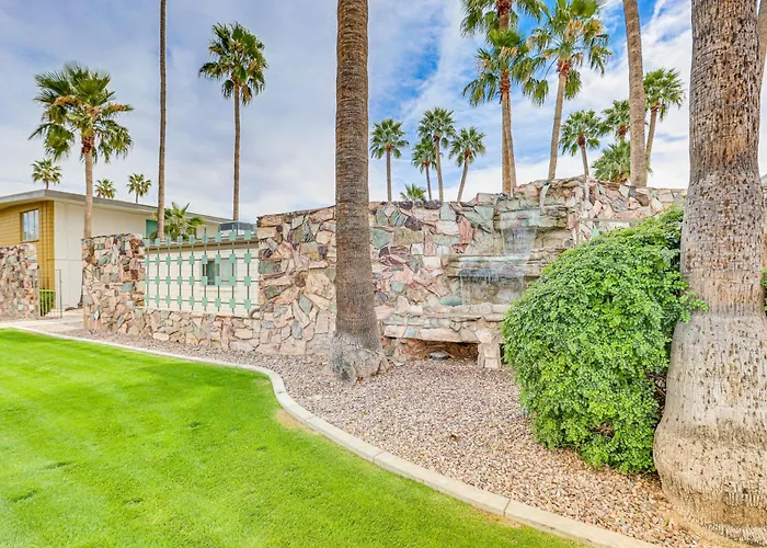 Old Town Retreat W/ Pool Access! * Scottsdale