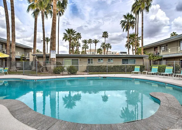 Old Town Retreat W/ Pool Access! * Scottsdale